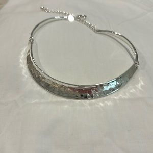 Silver plated collar necklace